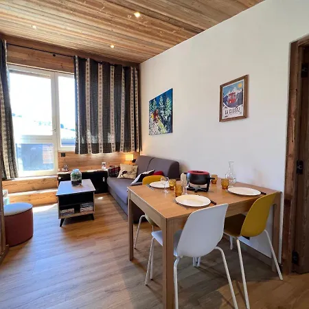 Apartment Ours Blanc 29 Duplex Avec Vue La Clusaz